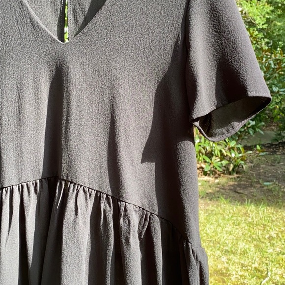 Peplum top - Picture 2 of 4